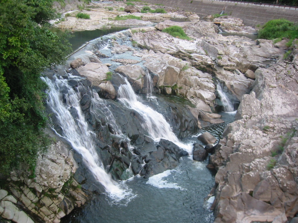 佐賀の観光スポットランキング　洞鳴の滝