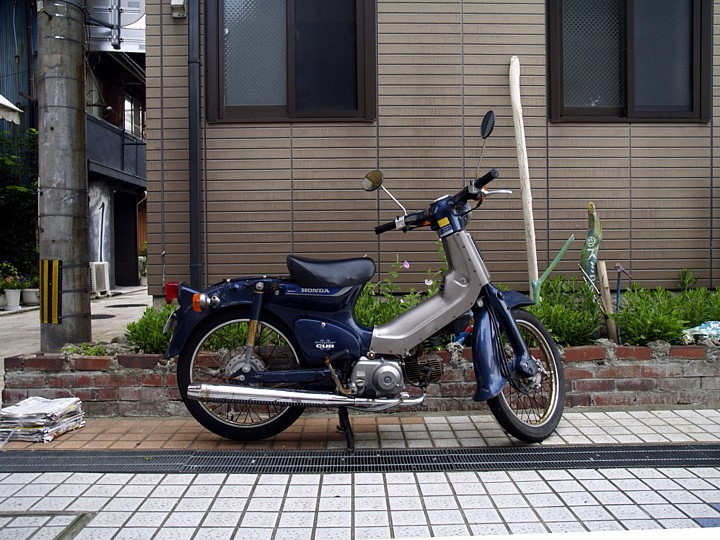 b0016043_2351311.jpg