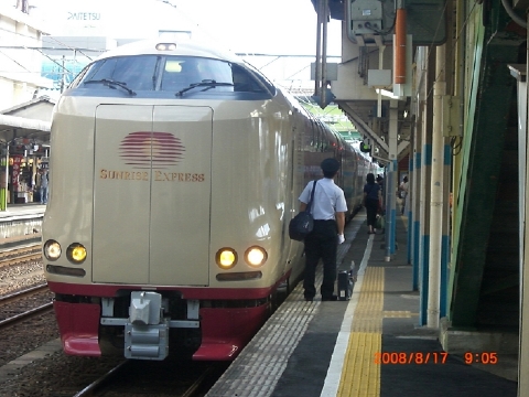 b0029438_0452686.jpg