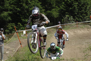 e0063242_1322355.jpg