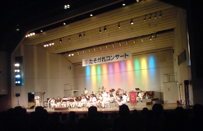 f0039934_0321929.jpg