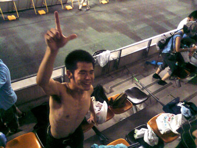 f0015145_0375337.jpg