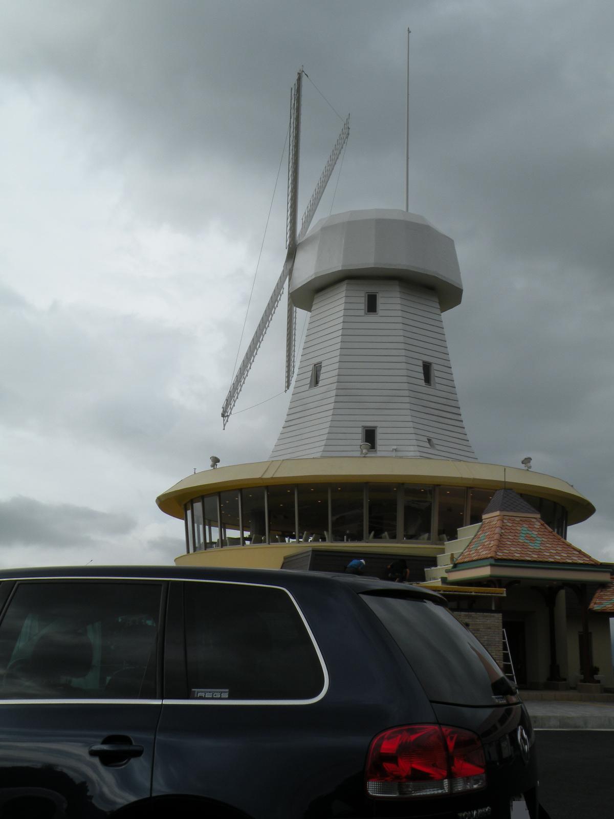 e0015108_23445344.jpg