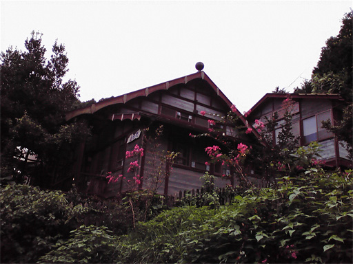 f0089079_1374959.jpg