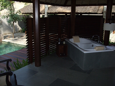 b0101284_1271237.jpg