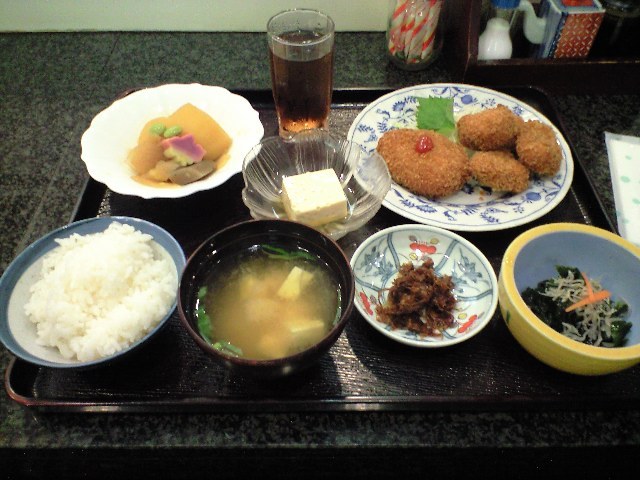 f0051283_8283013.jpg