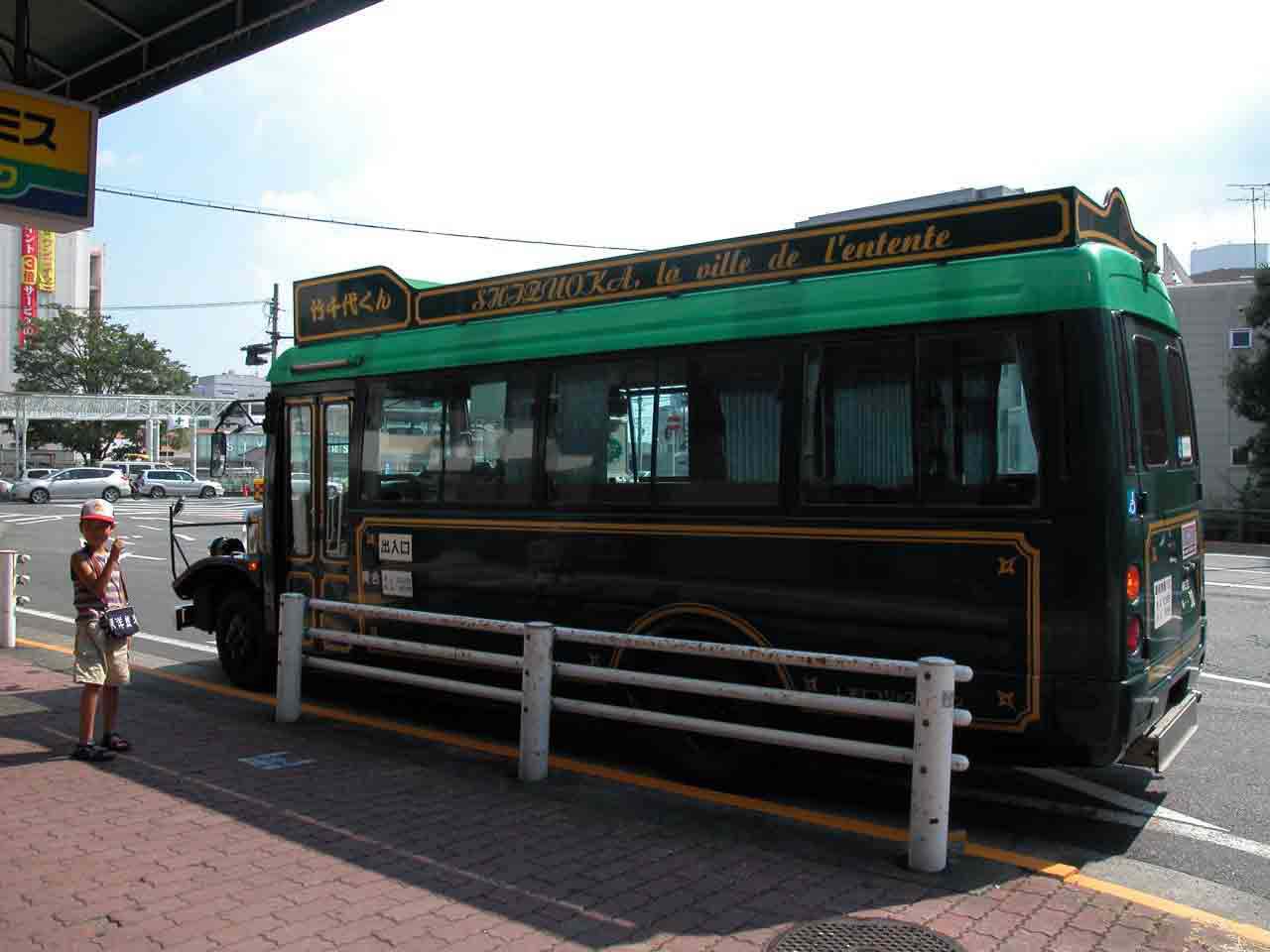 a0063846_0474345.jpg
