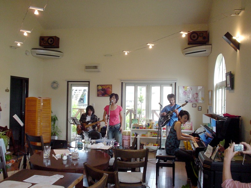 c0007822_8422667.jpg