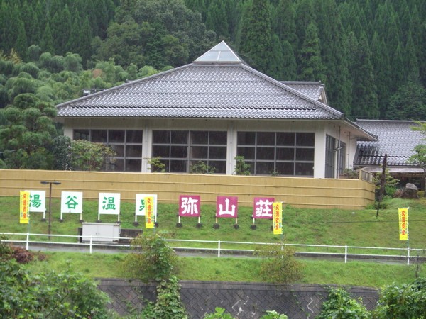 e0001907_23323070.jpg