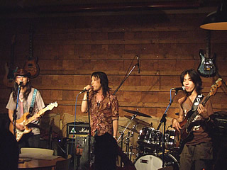 f0036678_3174310.jpg