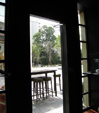 e0099756_1855671.jpg