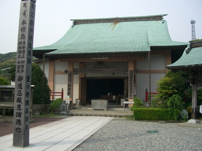 a0100946_0465771.jpg