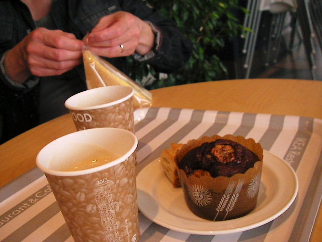 f0038407_165485.jpg
