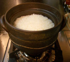 土鍋で炊いた白米