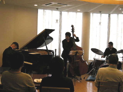e0038912_1717835.jpg