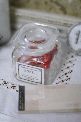d0100192_22593566.gif