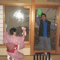 d0033734_1284323.gif