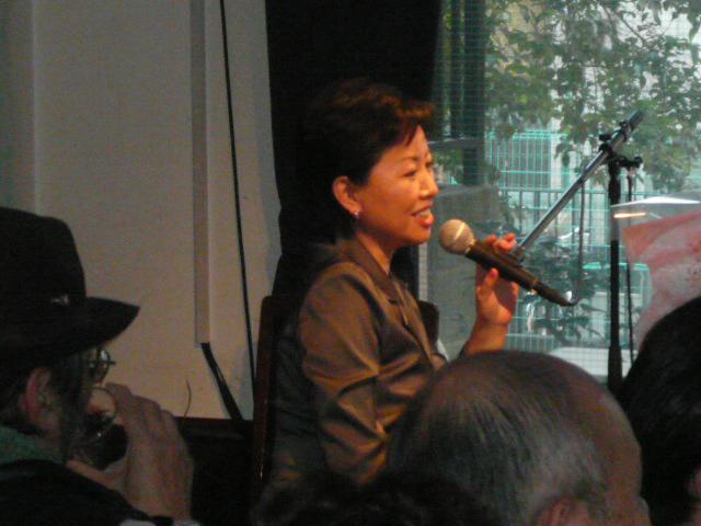 f0048372_1145562.jpg