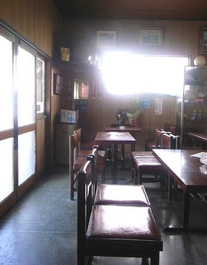 e0043700_12885.jpg