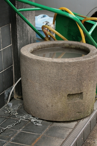 d0133693_12245.jpg