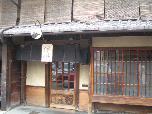 a0110659_03724.jpg