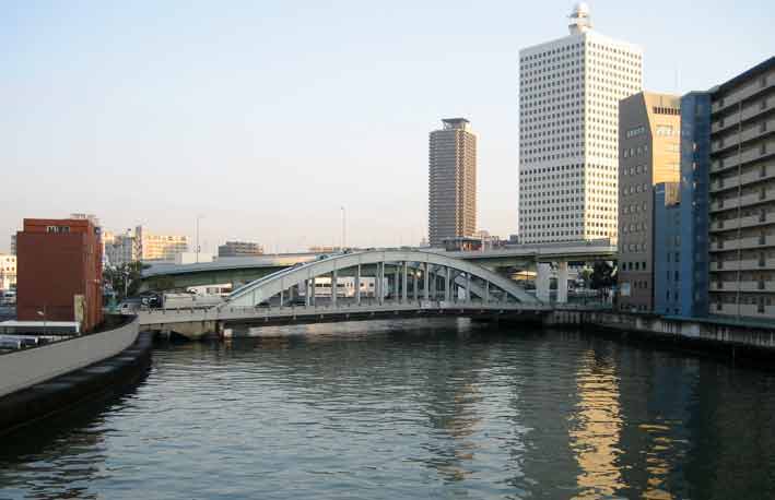 b0057679_8332453.jpg