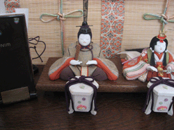 f0082772_21312142.gif