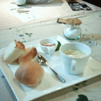 d0100192_21402351.gif