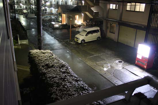 e0044635_0373172.jpg