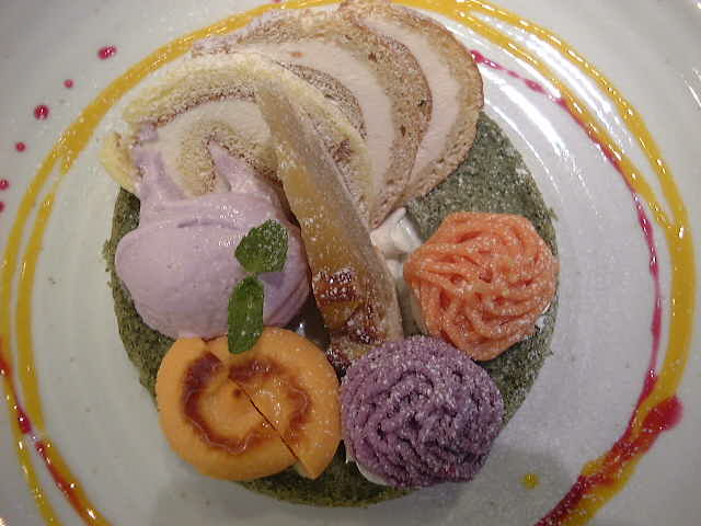 f0039281_2259036.jpg