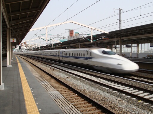 f0037227_2236939.jpg