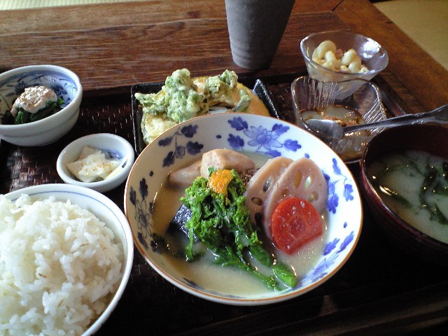 e0123920_1646337.jpg