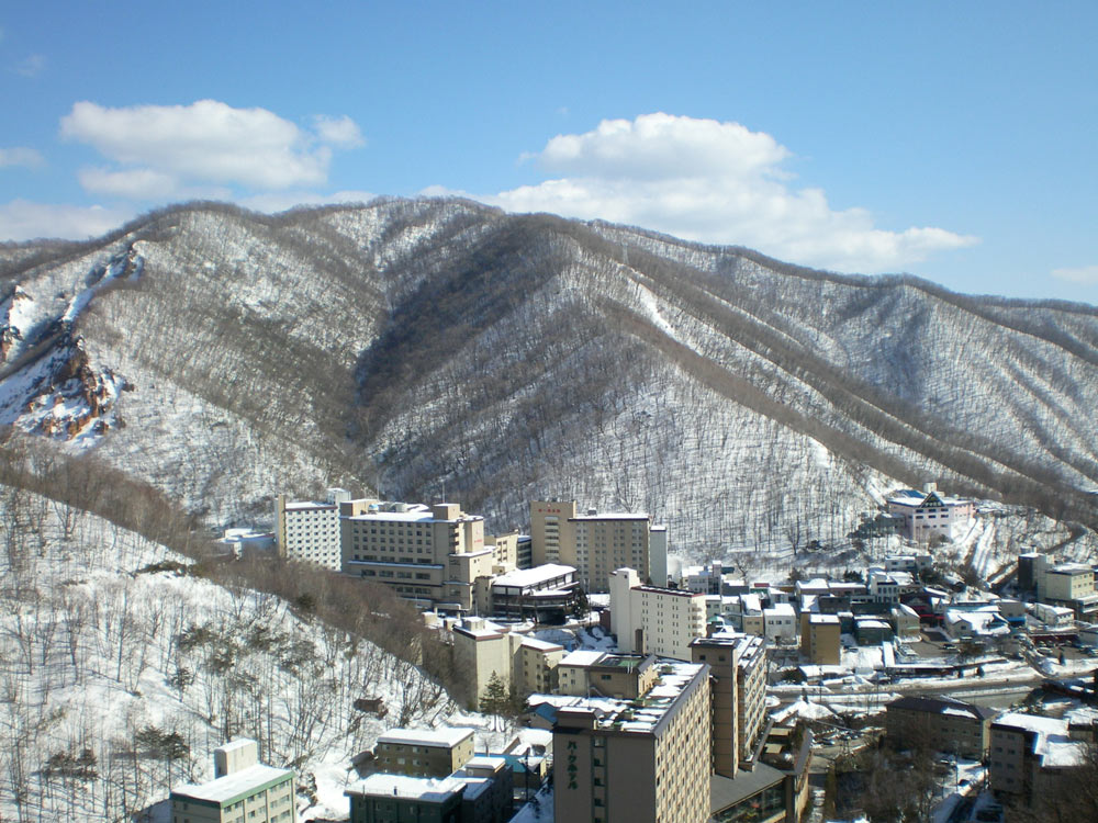 久々！高台からの<b>登別温泉</b>の様子！