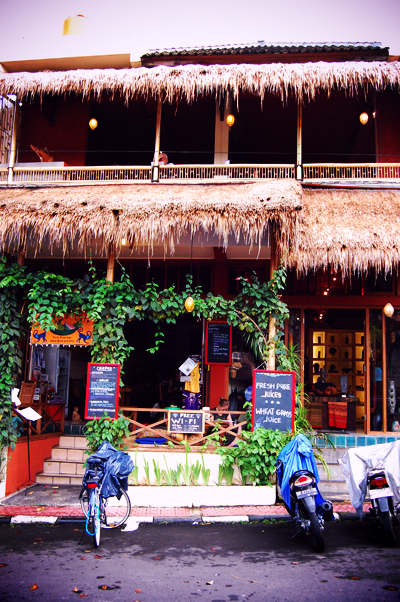 b0150811_144317.jpg