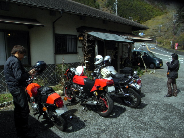 e0122501_2304717.jpg