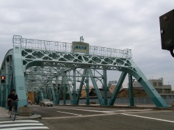 e0085113_1634476.jpg