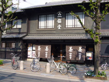 b0170472_1027110.jpg