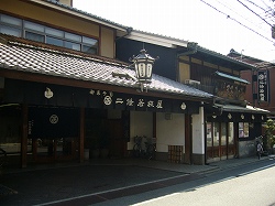 b0122182_1251357.jpg