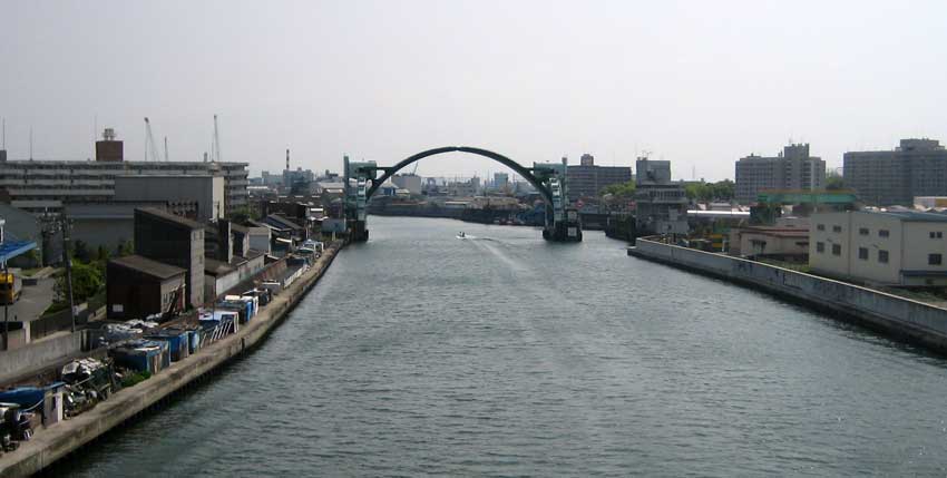 b0057679_9593.jpg