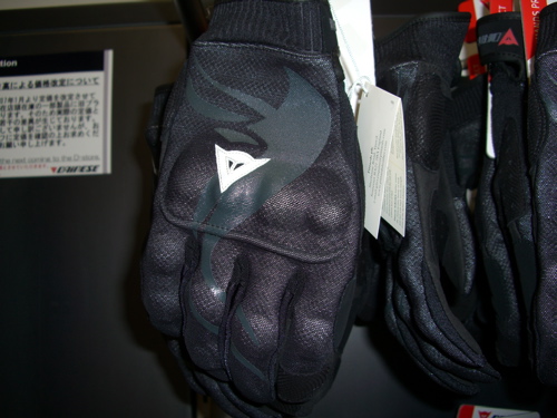 e0015108_8133922.jpg