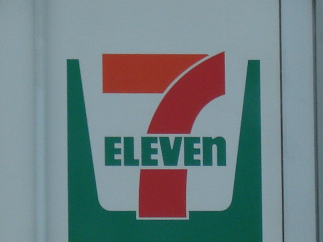 e0015108_7362635.jpg