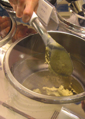 e0022239_22593127.jpg
