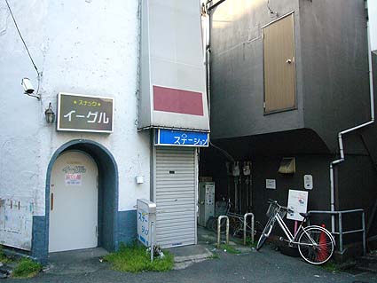 d0147156_1371369.jpg