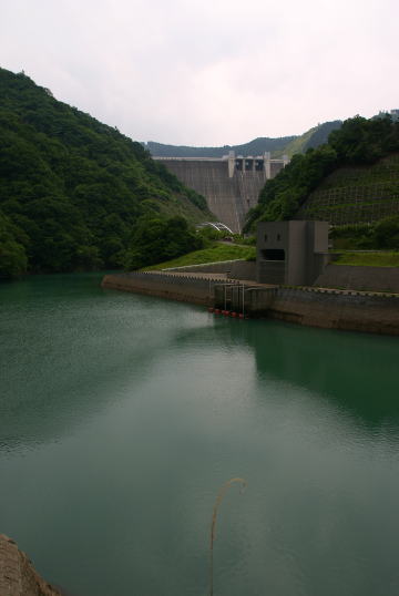 f0094843_201502.jpg