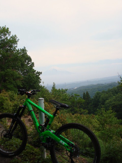 e0015108_7223562.jpg