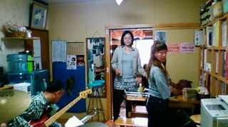 f0014209_0583557.jpg