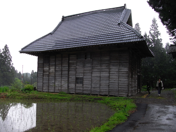 f0107315_1322725.jpg