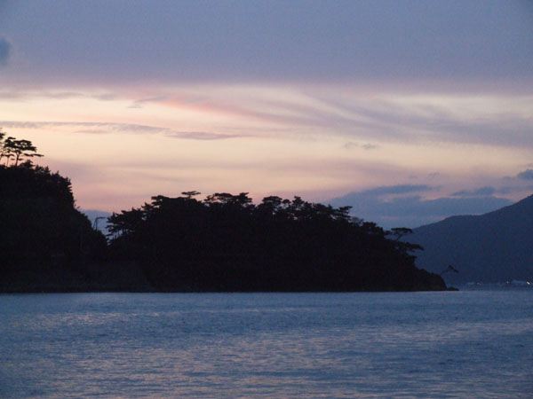 e0028387_09045.jpg