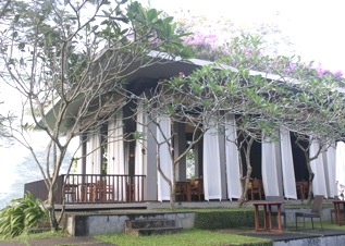 b0025850_1662175.jpg