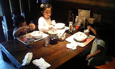 f0041311_2264383.jpg